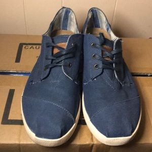Toms shoes